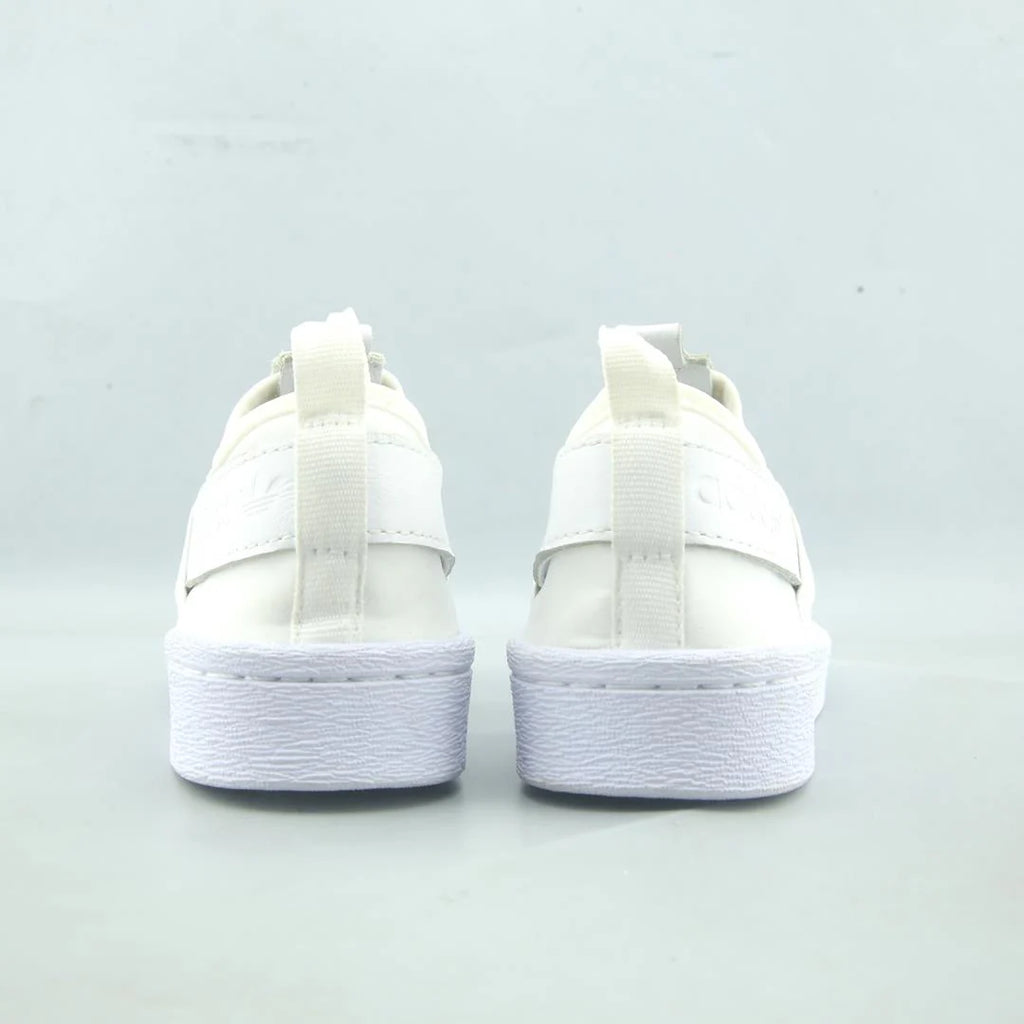 SUPERSTAR