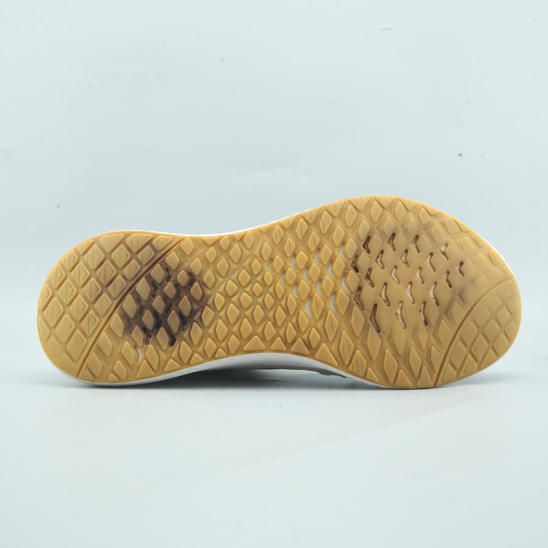 ADIDAS  EDGE LUX 3