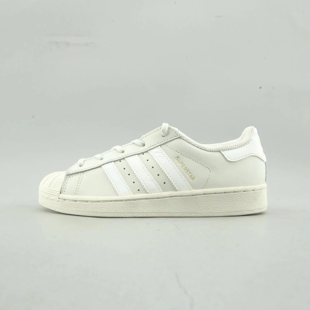 SUPERSTAR