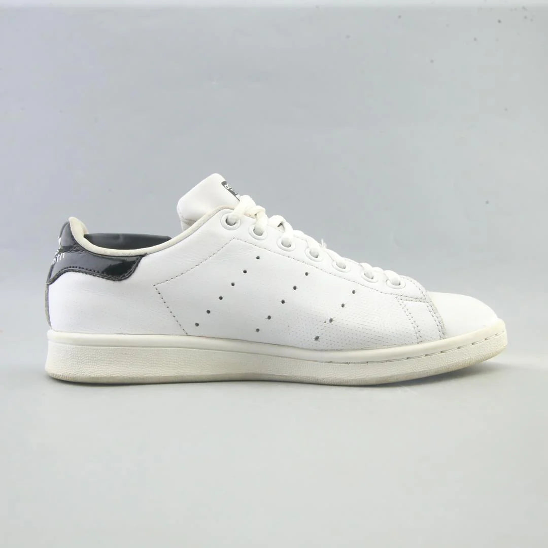 STAN SMITH