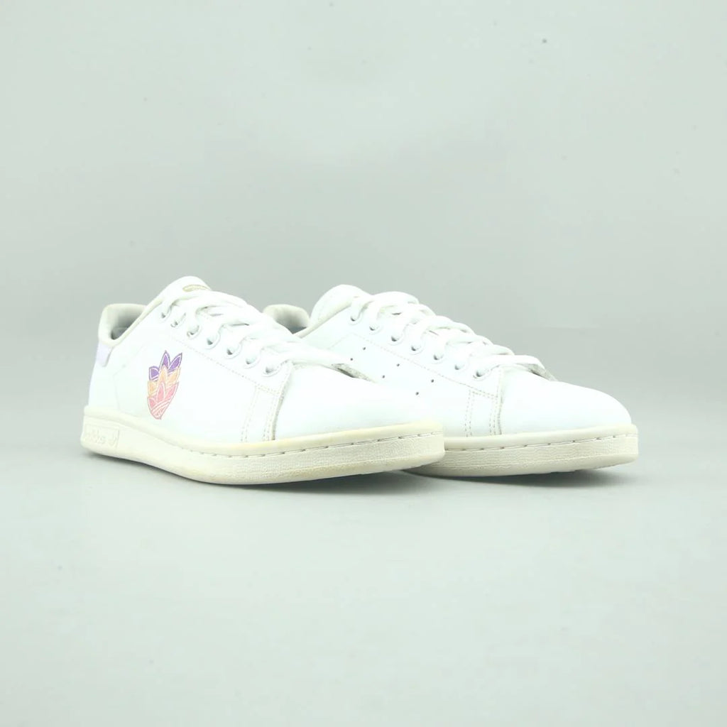 STAN SMITH