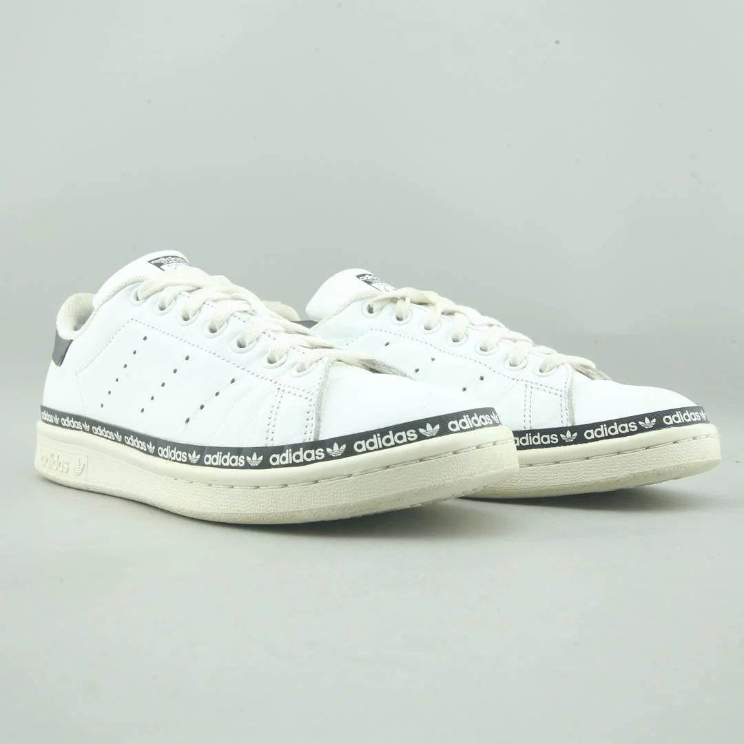 STAN SMITH