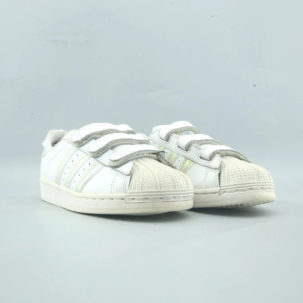 SUPERSTAR
