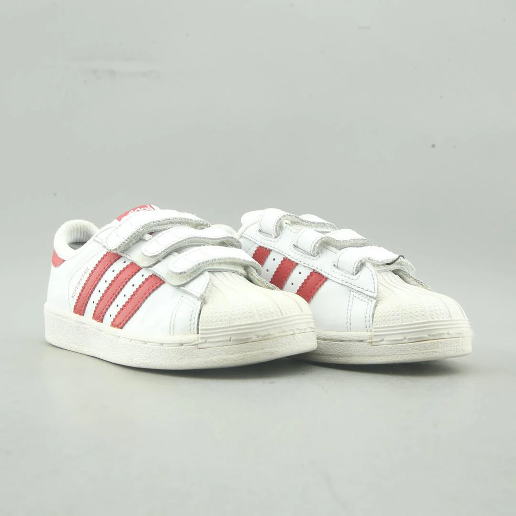 SUPERSTAR