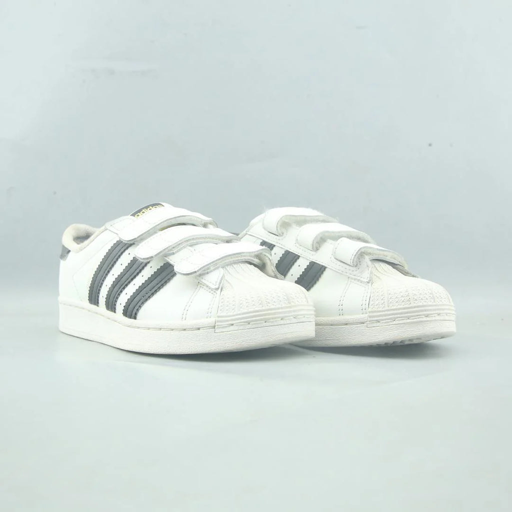 SUPERSTAR