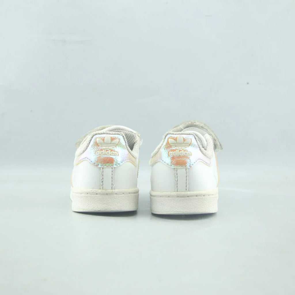 SUPERSTAR