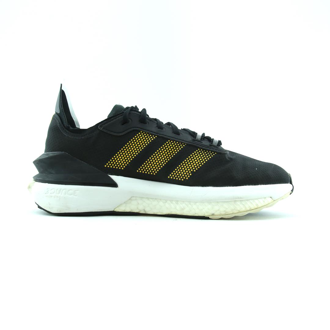ADIDAS  AVRYN LOW