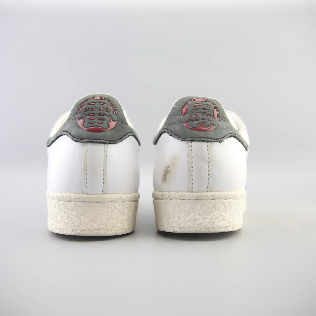 SUPERSTAR