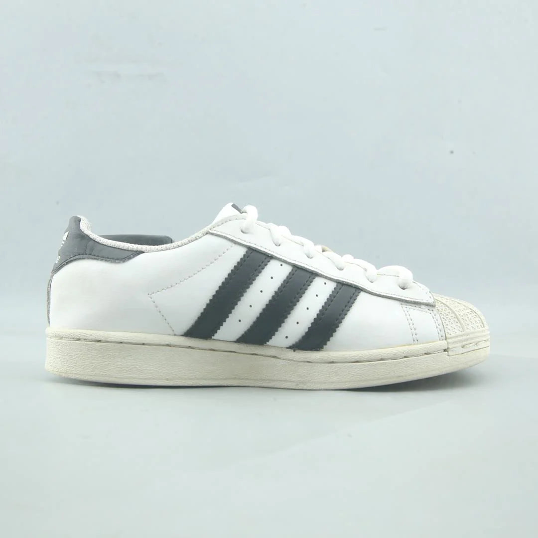 SUPERSTAR