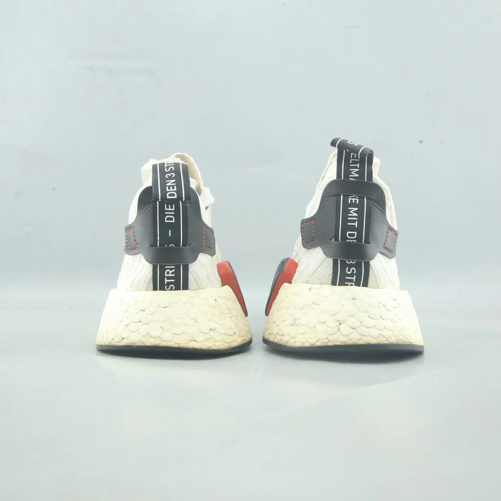 NMD R2