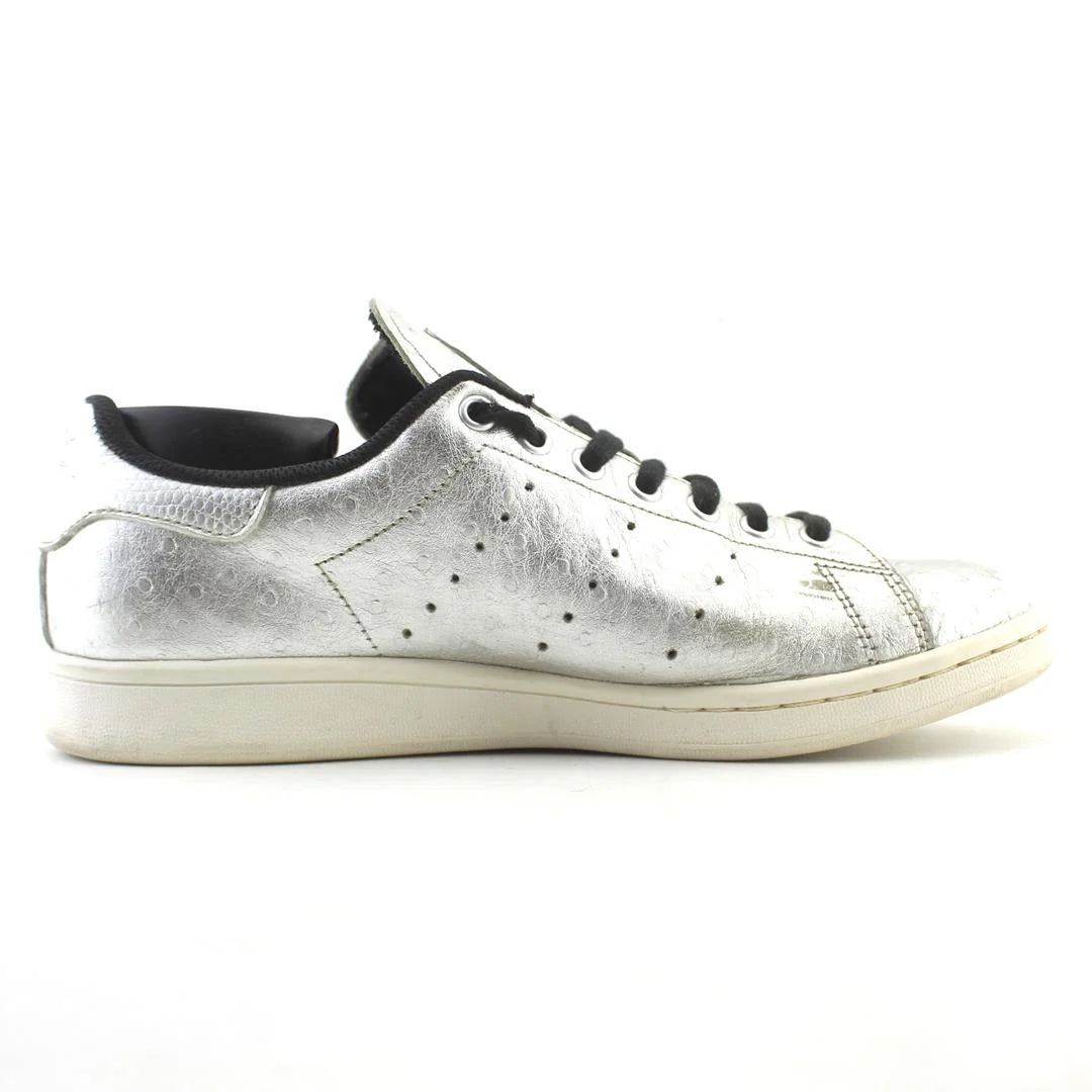 STAN SMITH