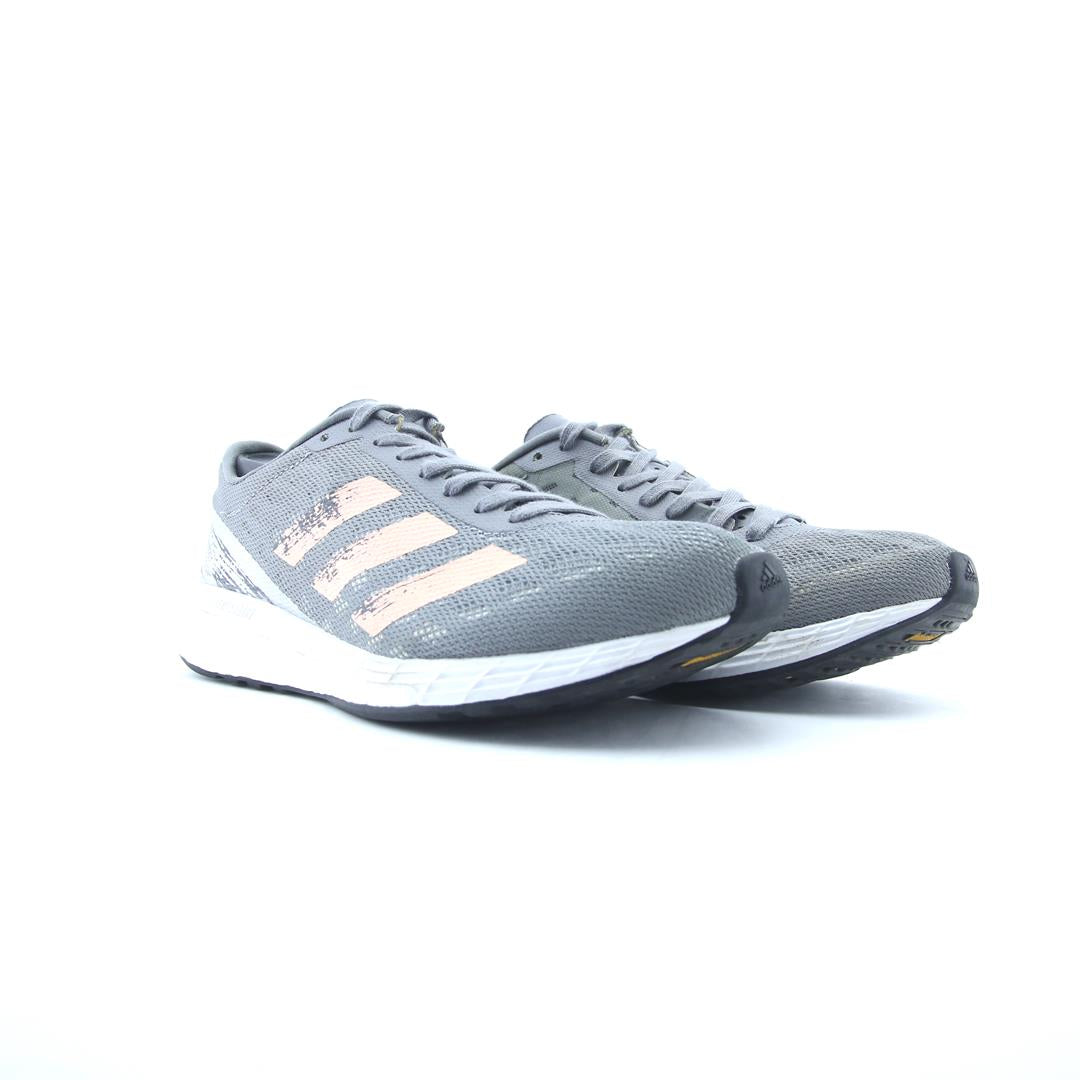 ADIDAS  ADIZERO BOSTON 9