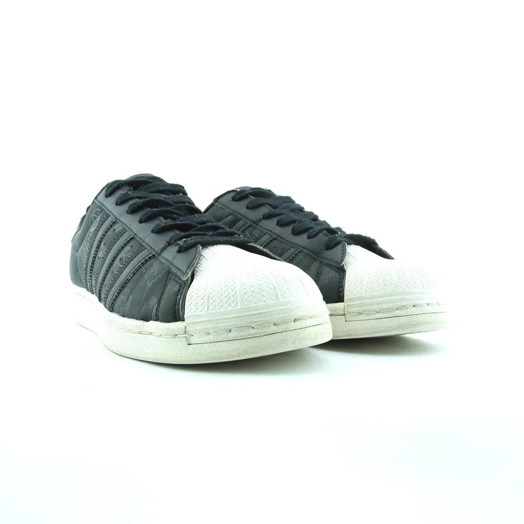 SUPERSTAR