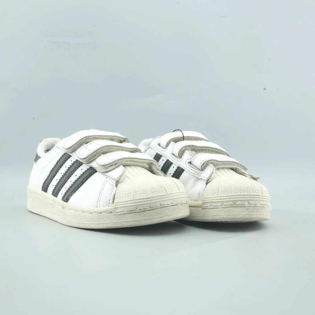 SUPERSTAR