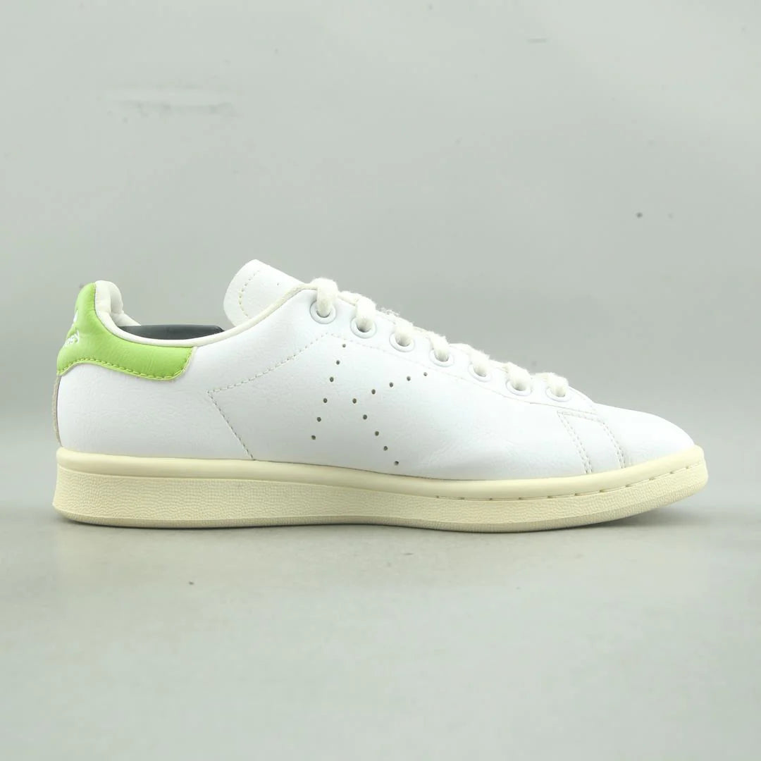 STAN SMITH