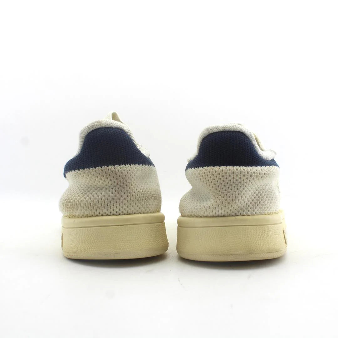 STAIN SMITH