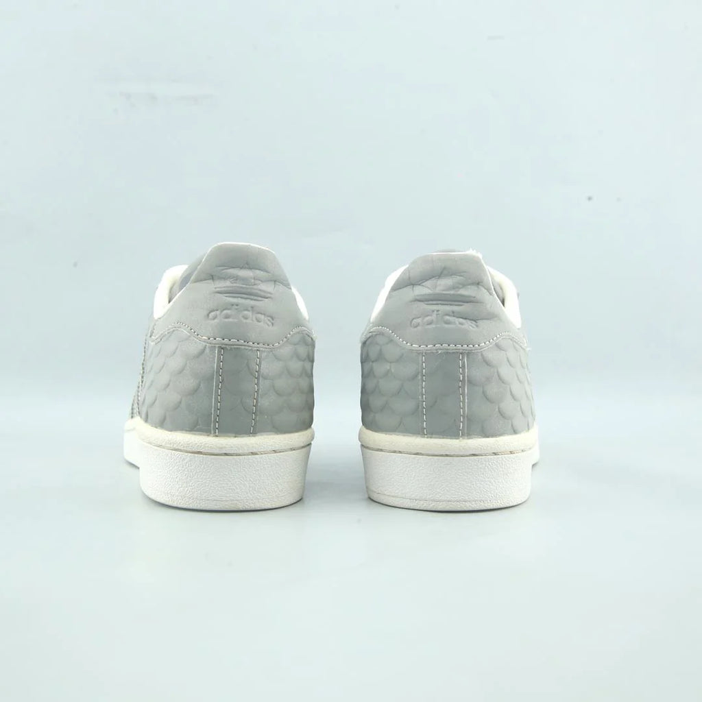 SUPERSTAR