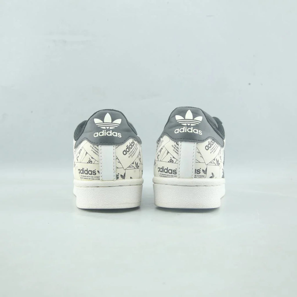 SUPERSTAR