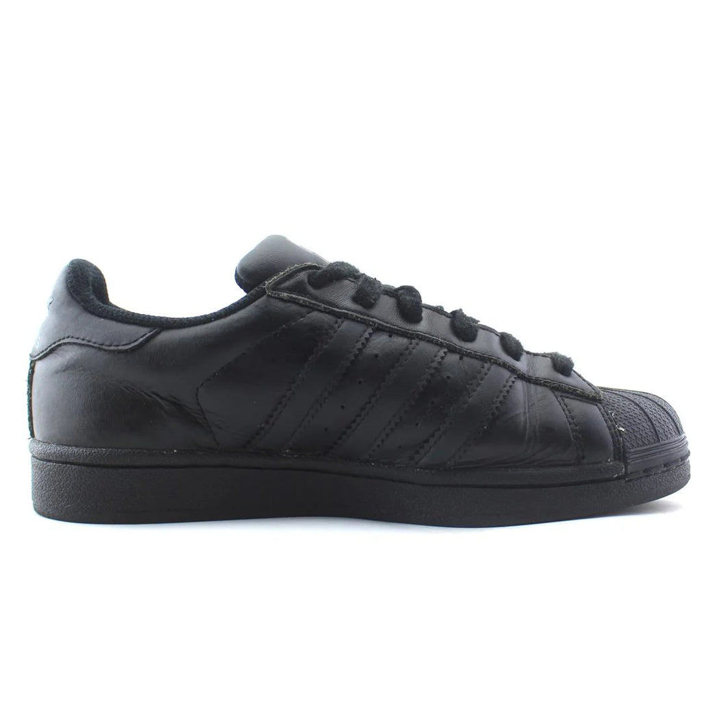 SUPERSTAR