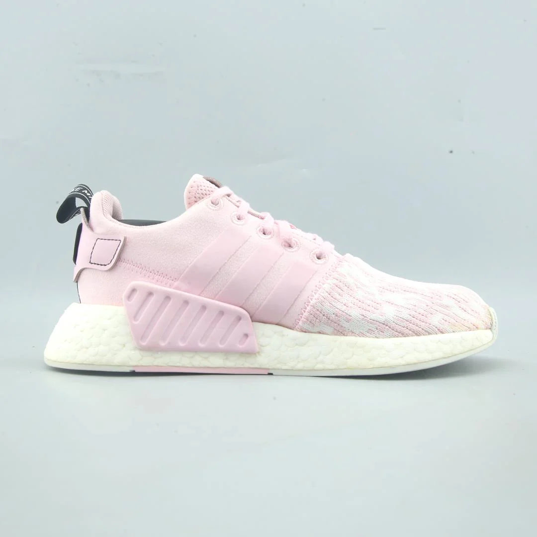 NMD R2