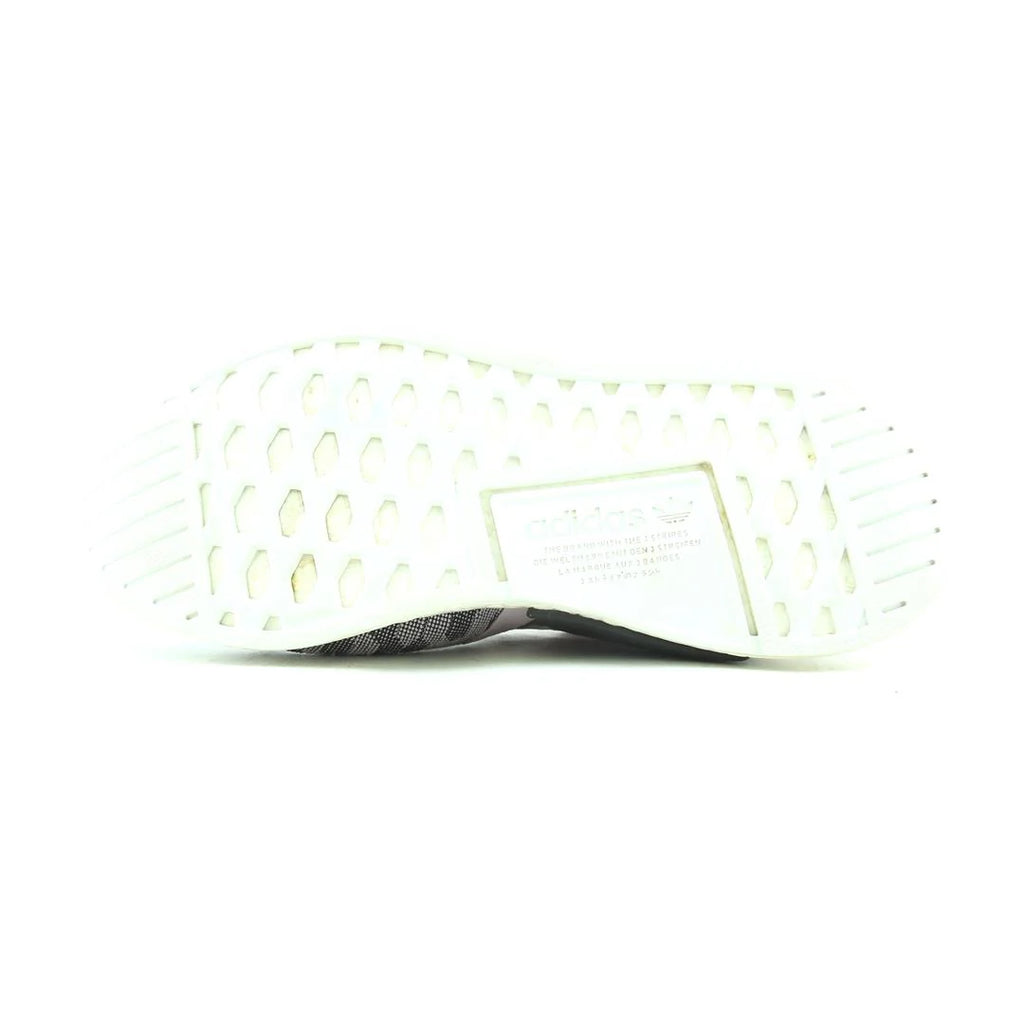 NMD R2