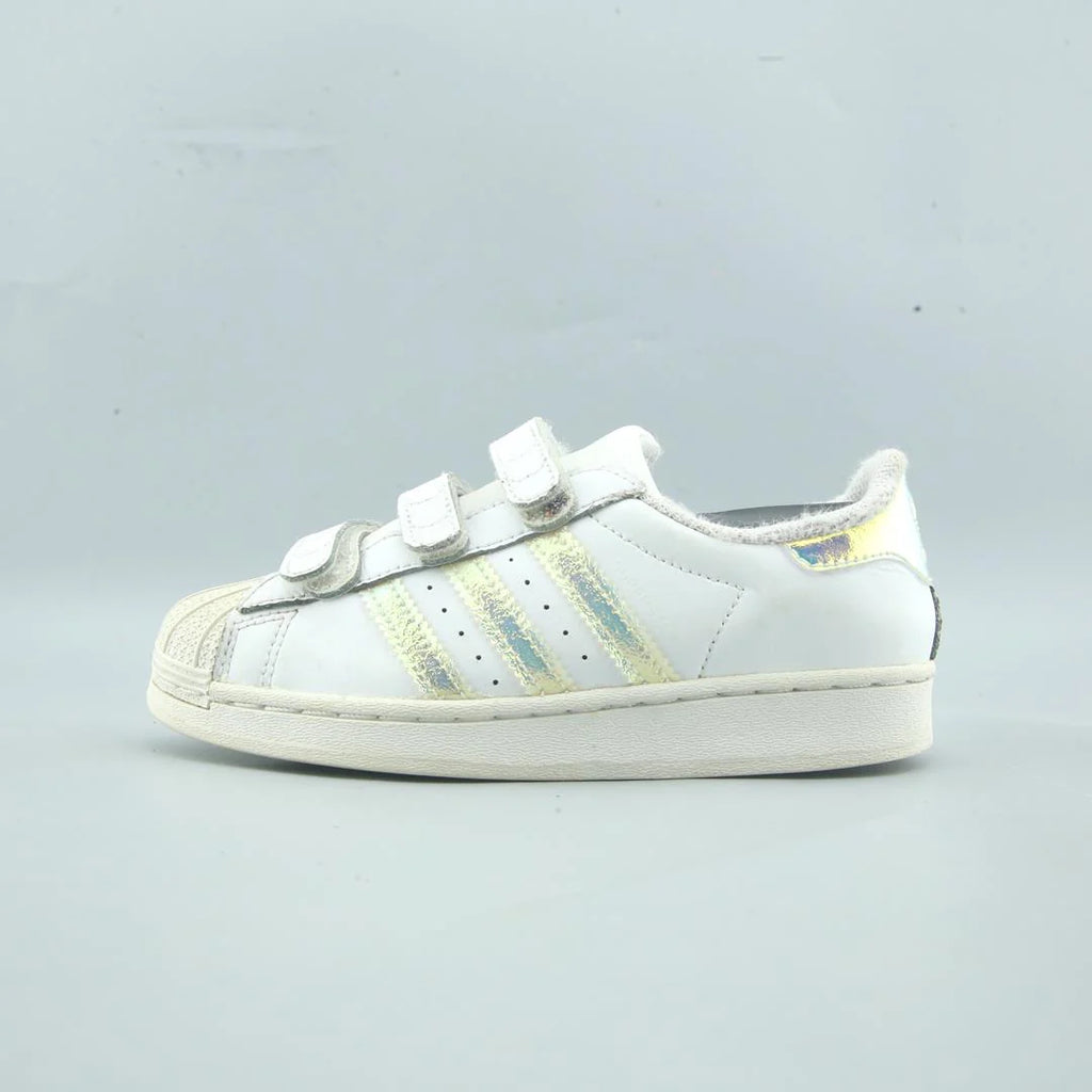 SUPERSTAR