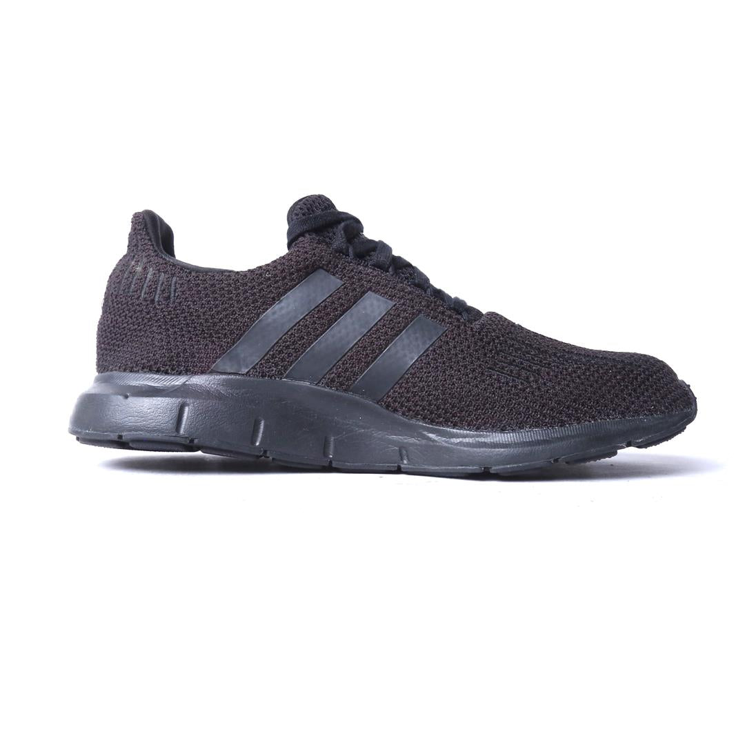 ADIDAS  SWIFT RUN