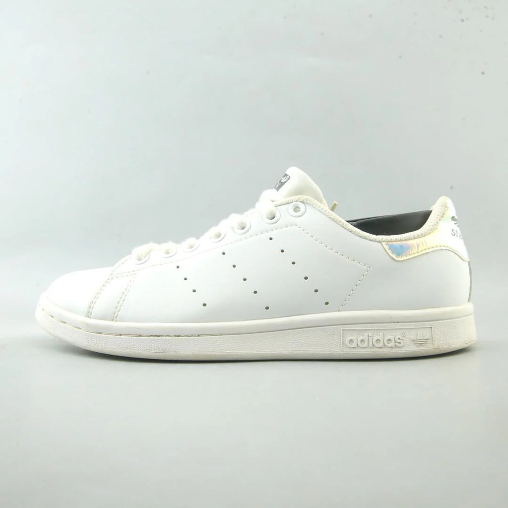 STAN SMITH