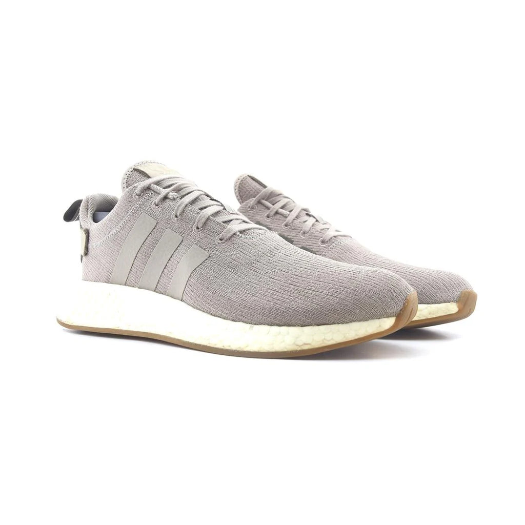 NMD R2