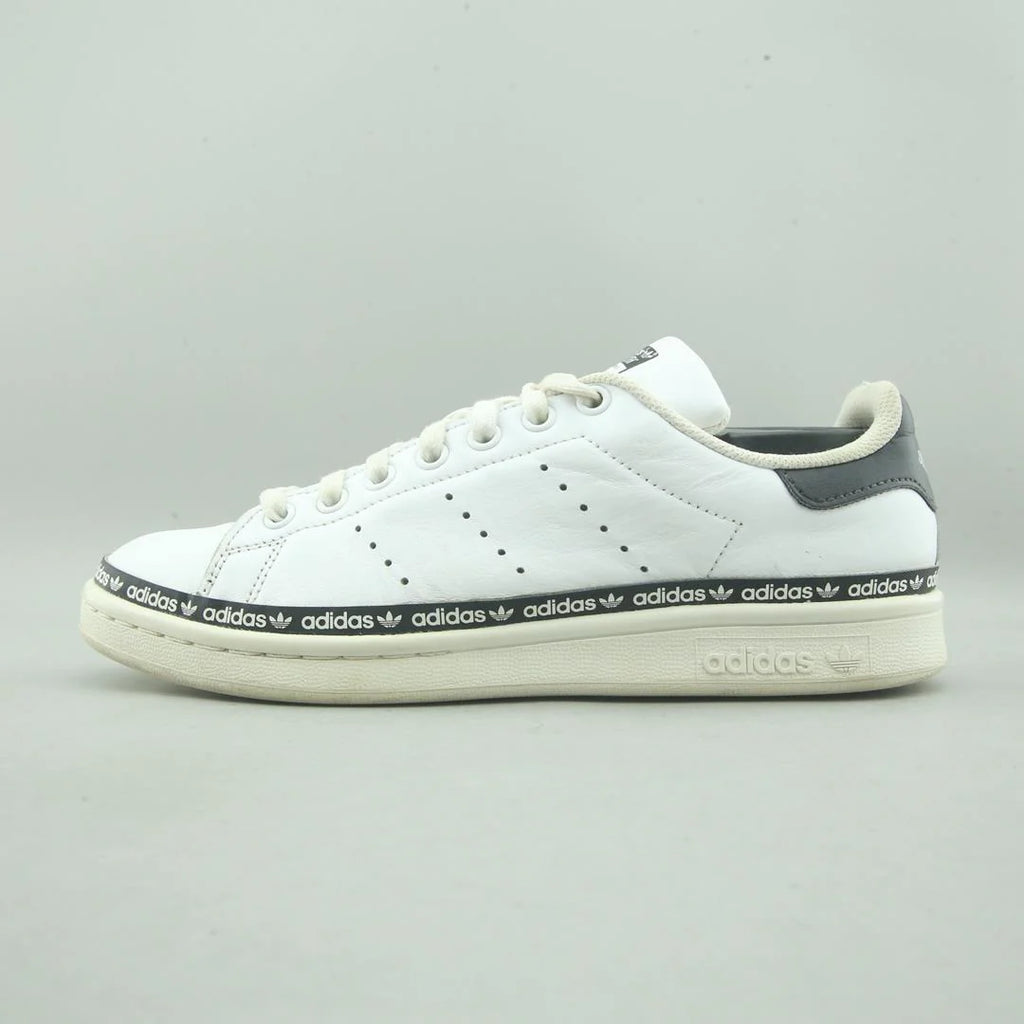 STAN SMITH