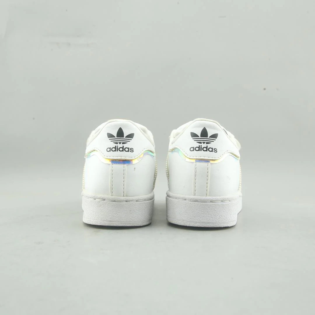 SUPERSTAR