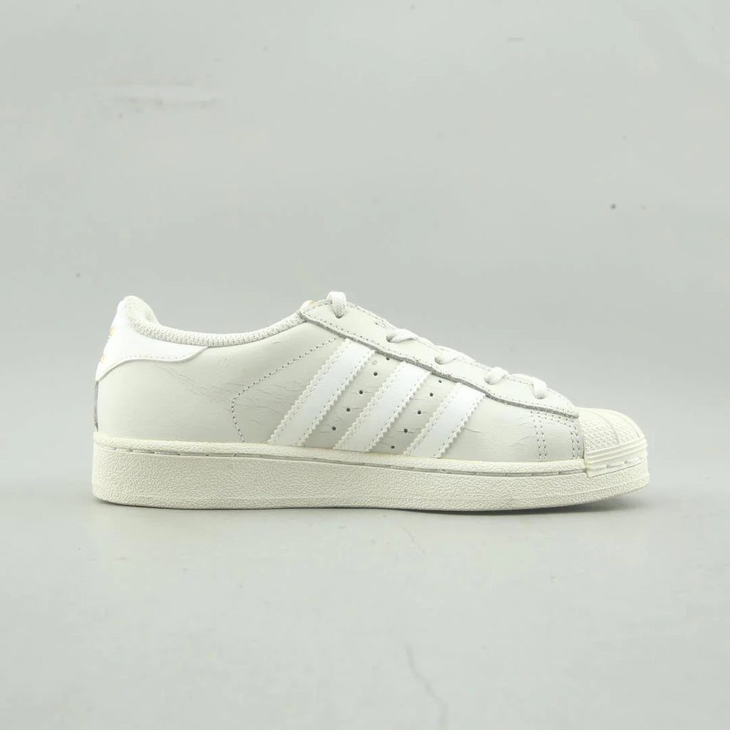 SUPERSTAR