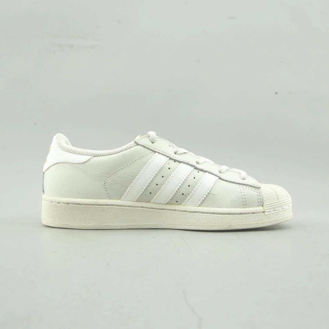 SUPERSTAR