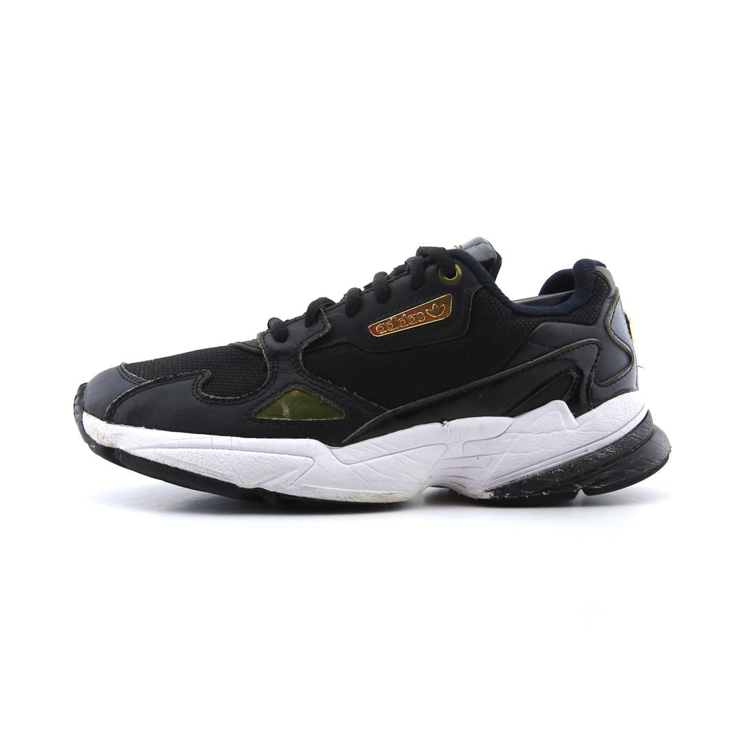 ADIDAS  FALCON