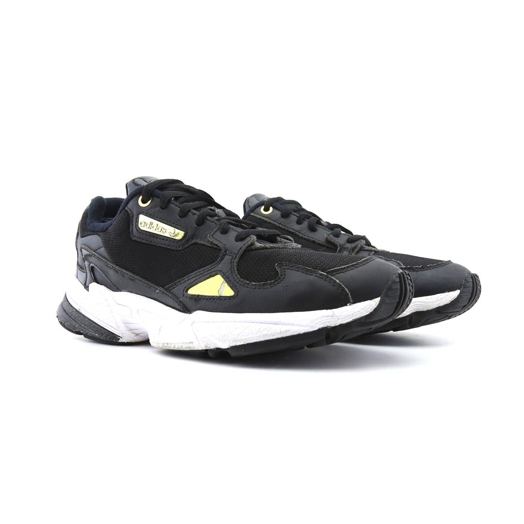 ADIDAS  FALCON