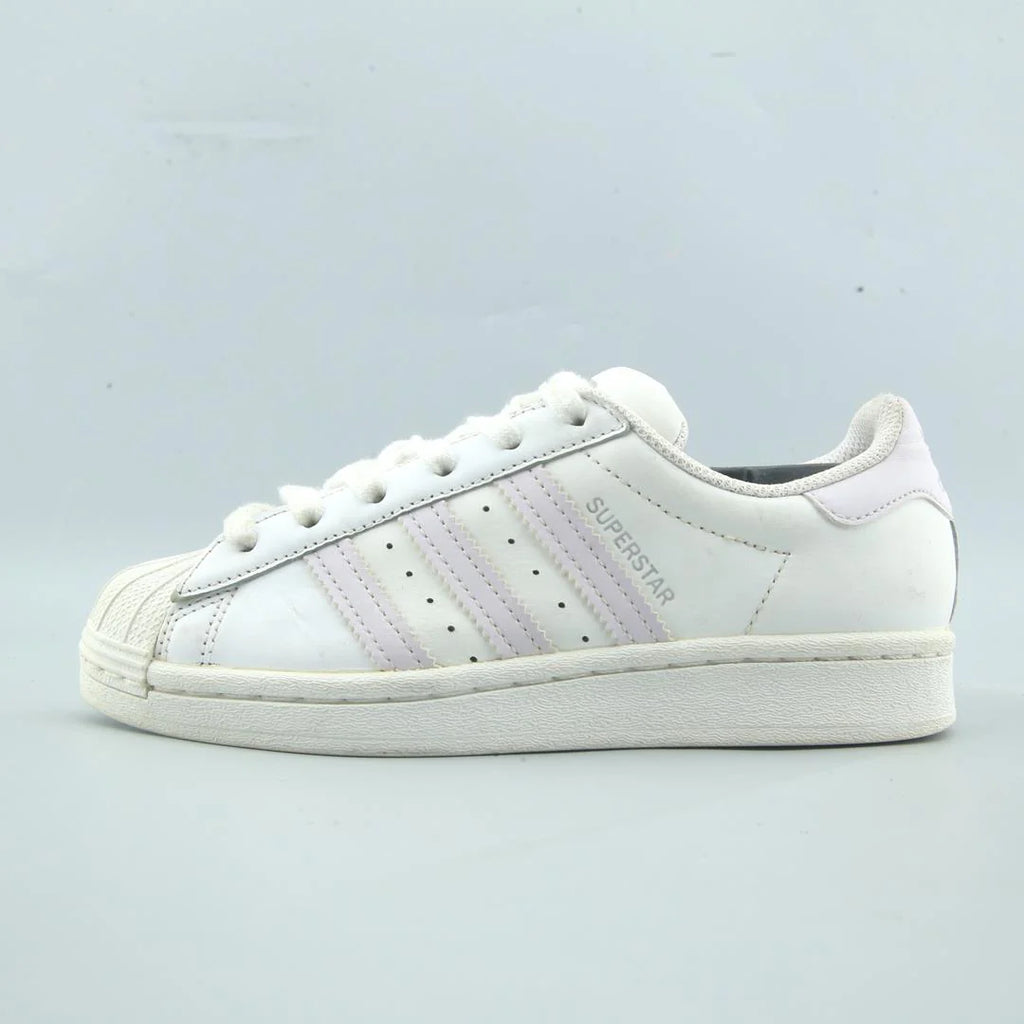 SUPERSTAR