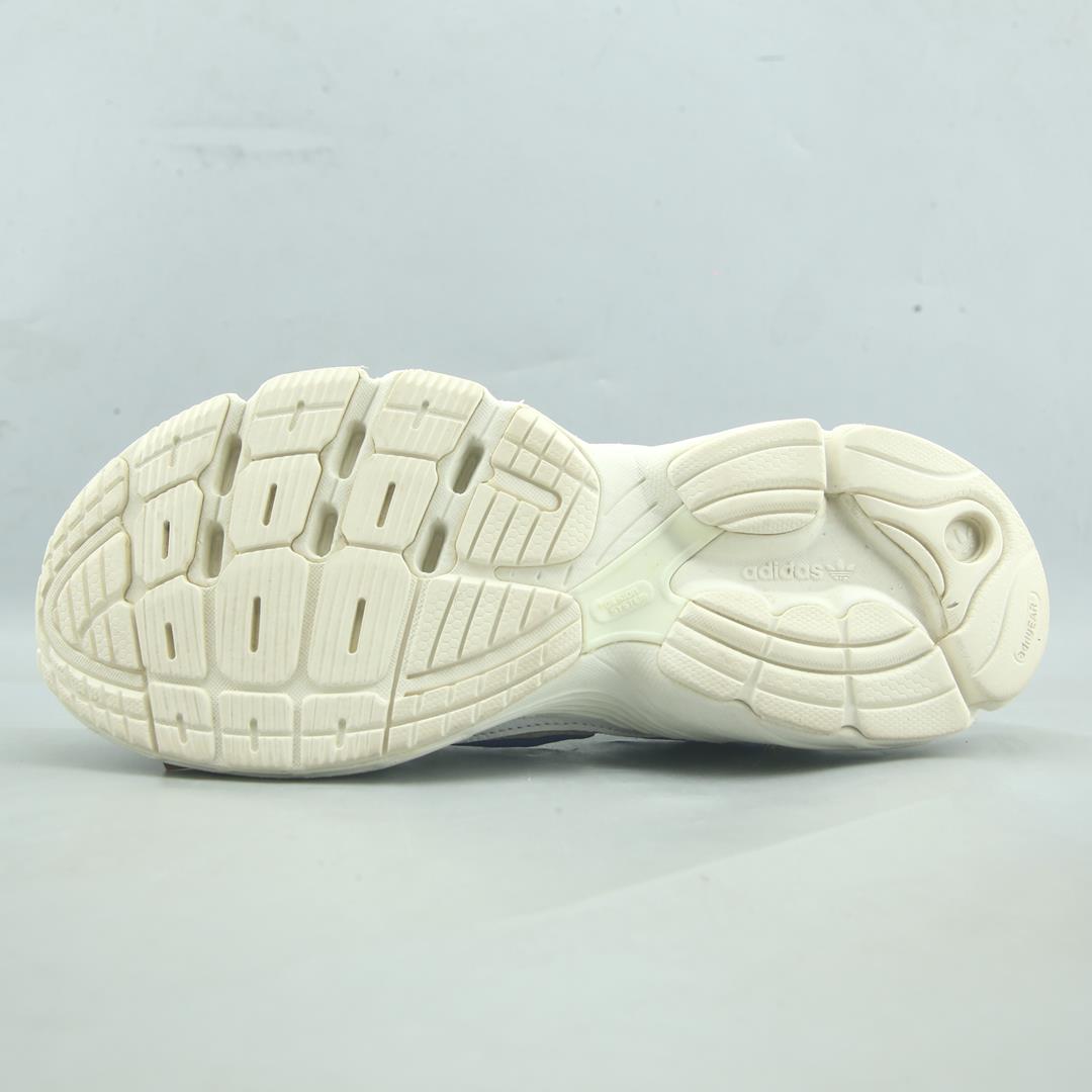 ADIDAS  ASTIR SN