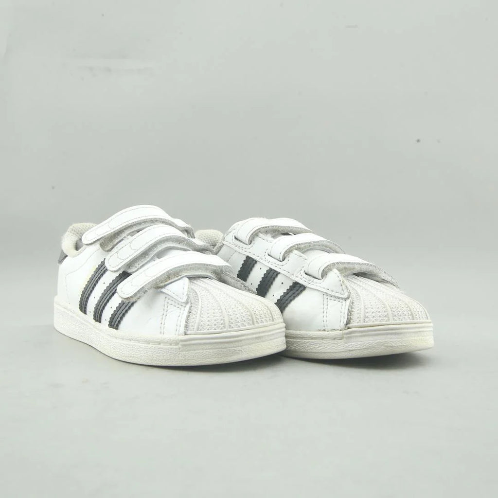 SUPERSTAR