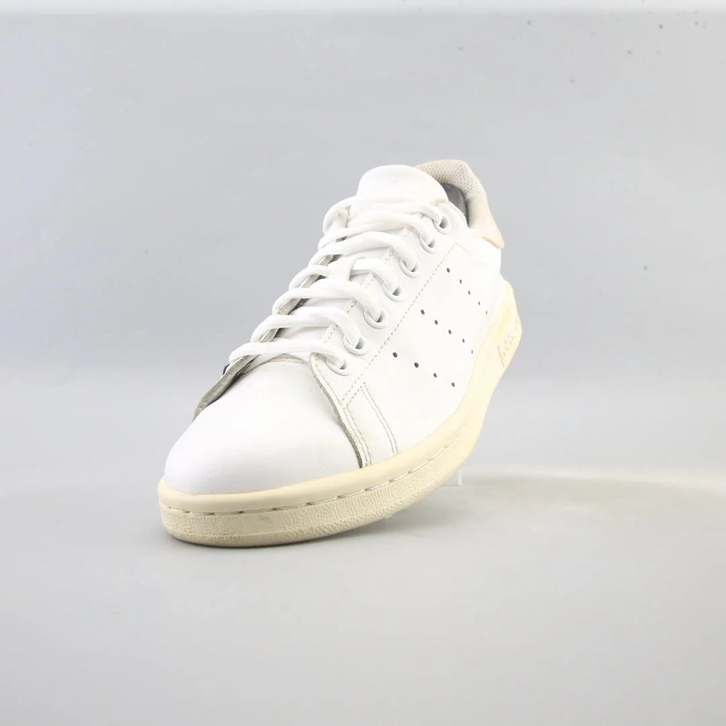 STAN SMITH