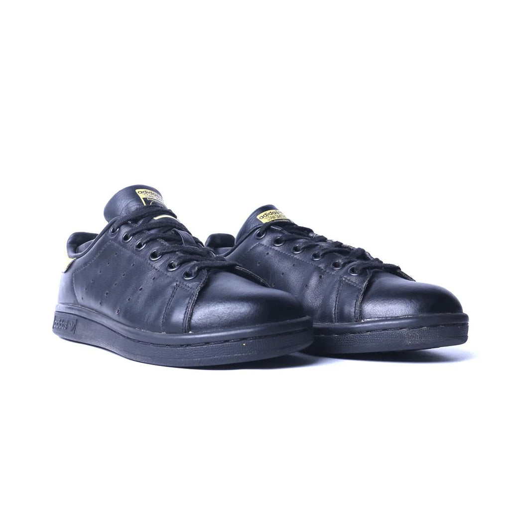 STAN SMITH