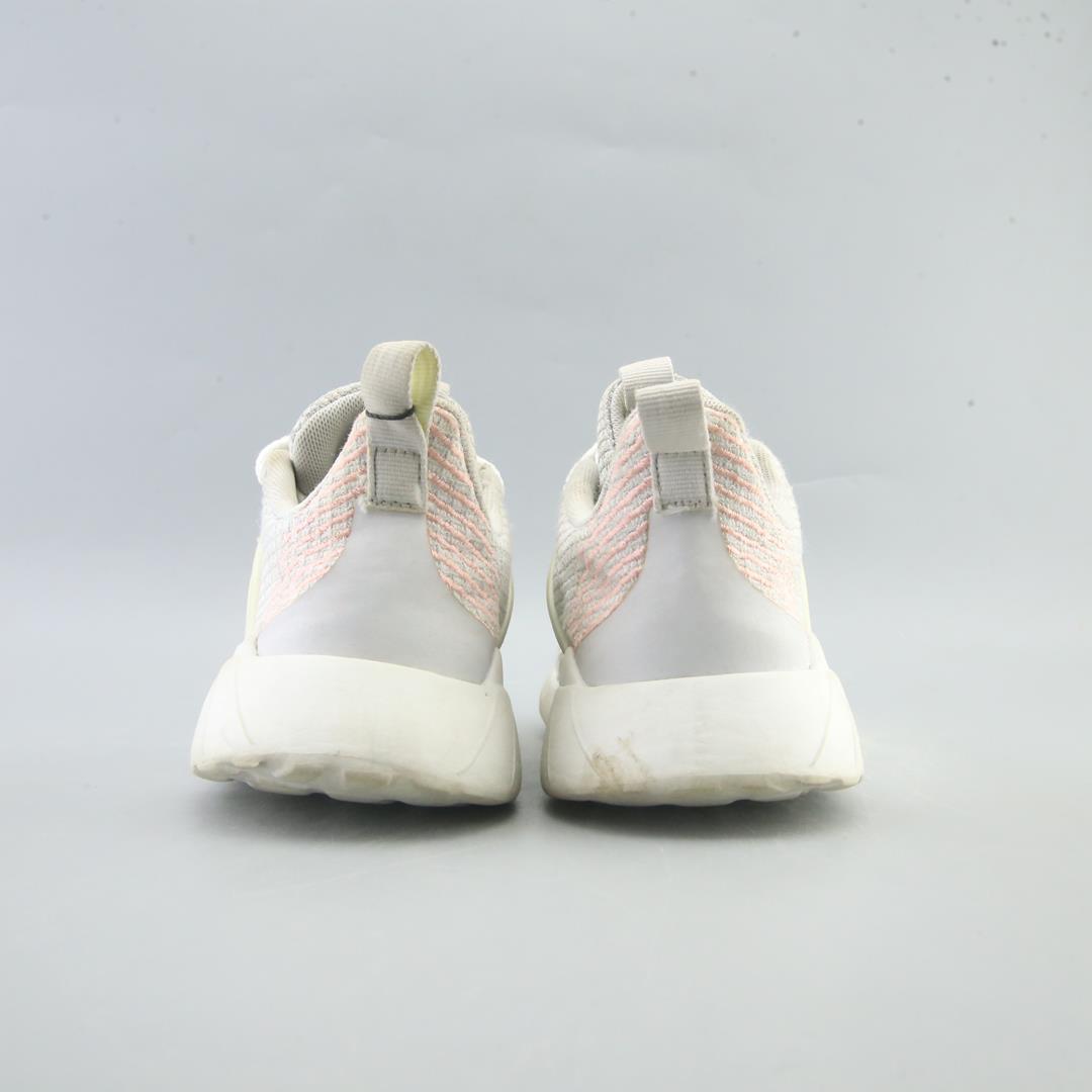 ADIDAS  QUESTAR FLOW