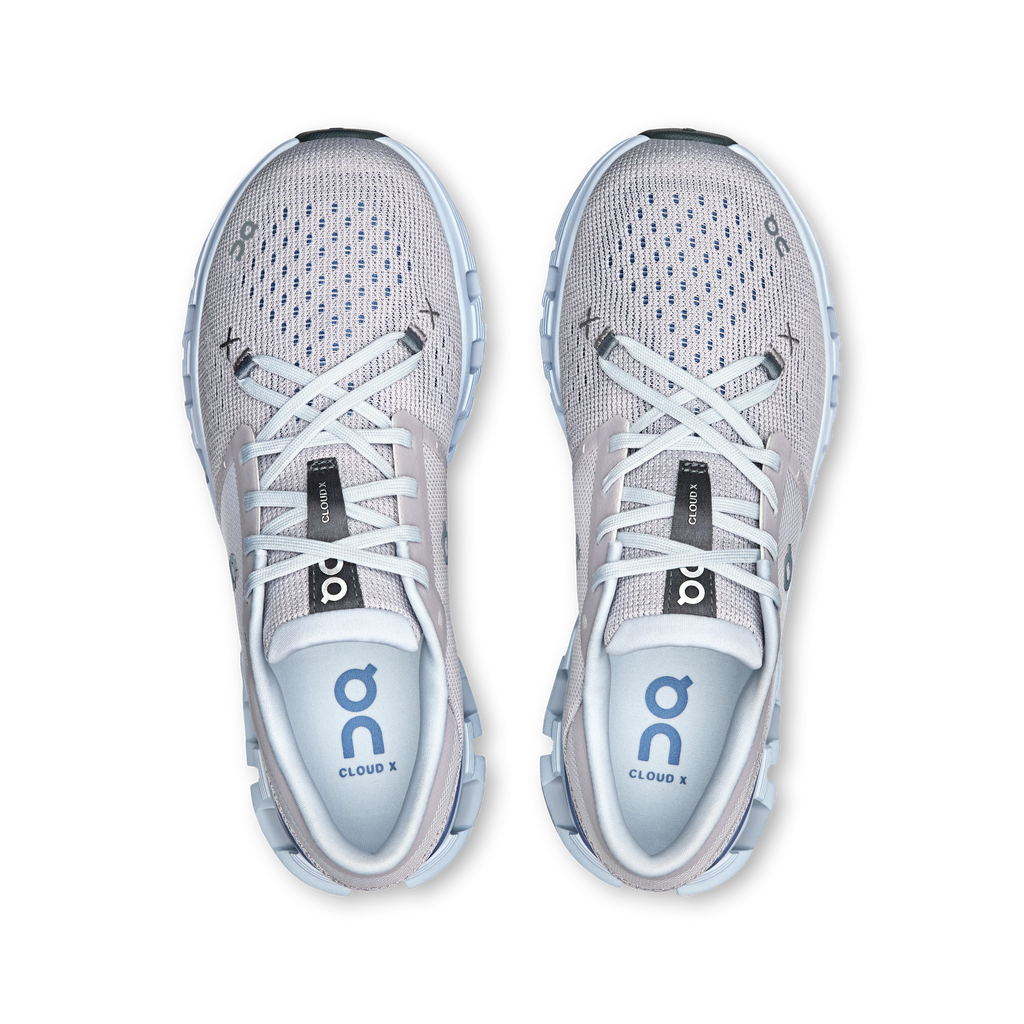 Women's Cloud X 4
