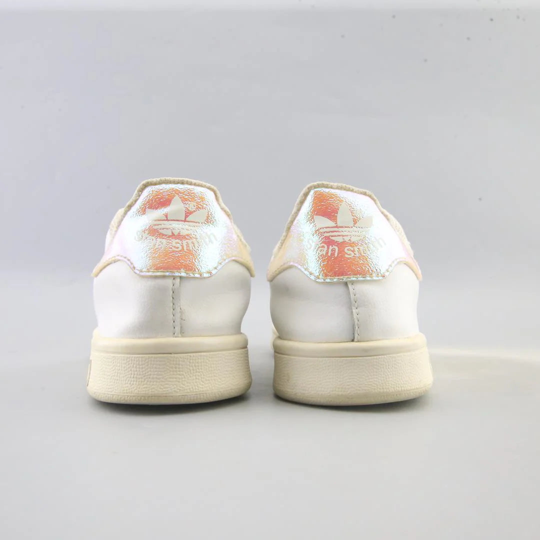 STAN SMITH