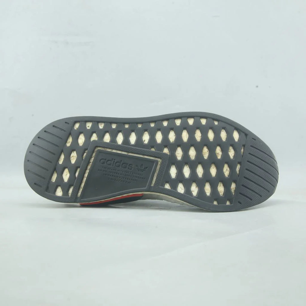 NMD R2