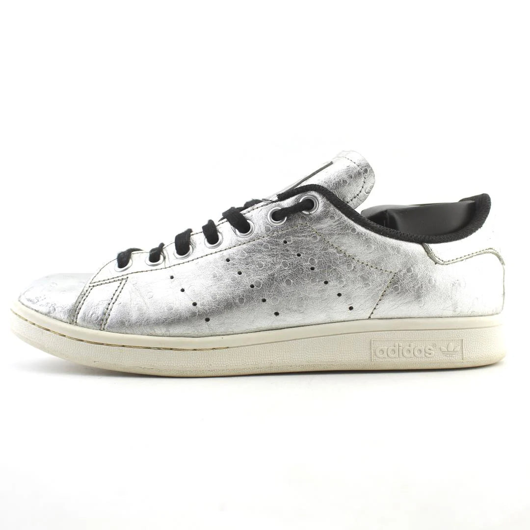 STAN SMITH
