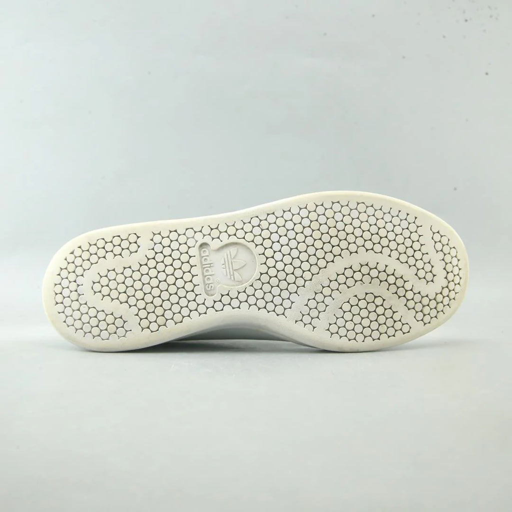 STAN SMITH