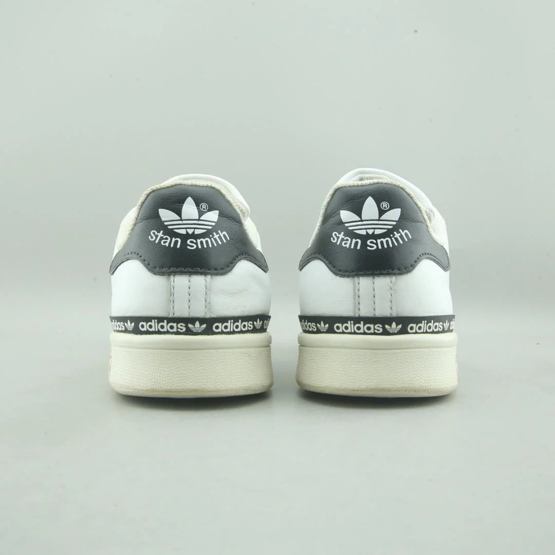 STAN SMITH