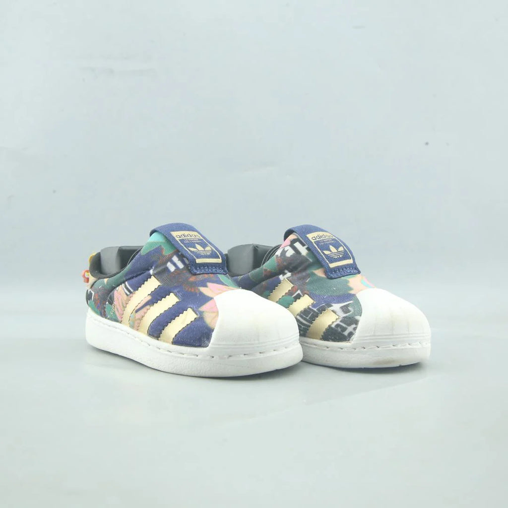 SUPERSTAR 360