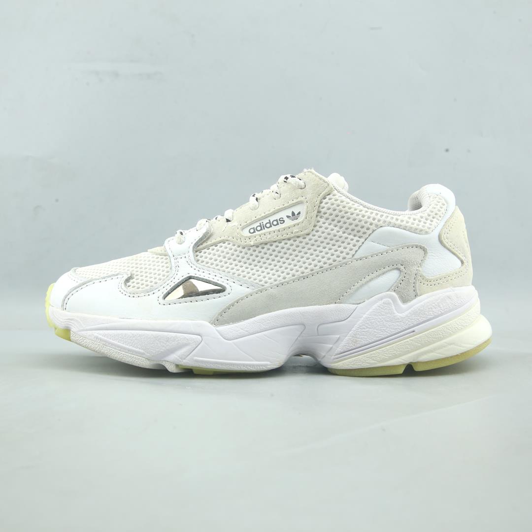 ADIDAS  FALCON