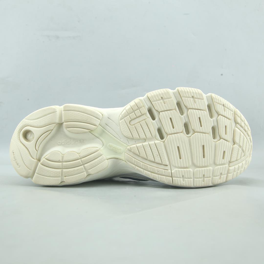 ADIDAS  ASTIR SN